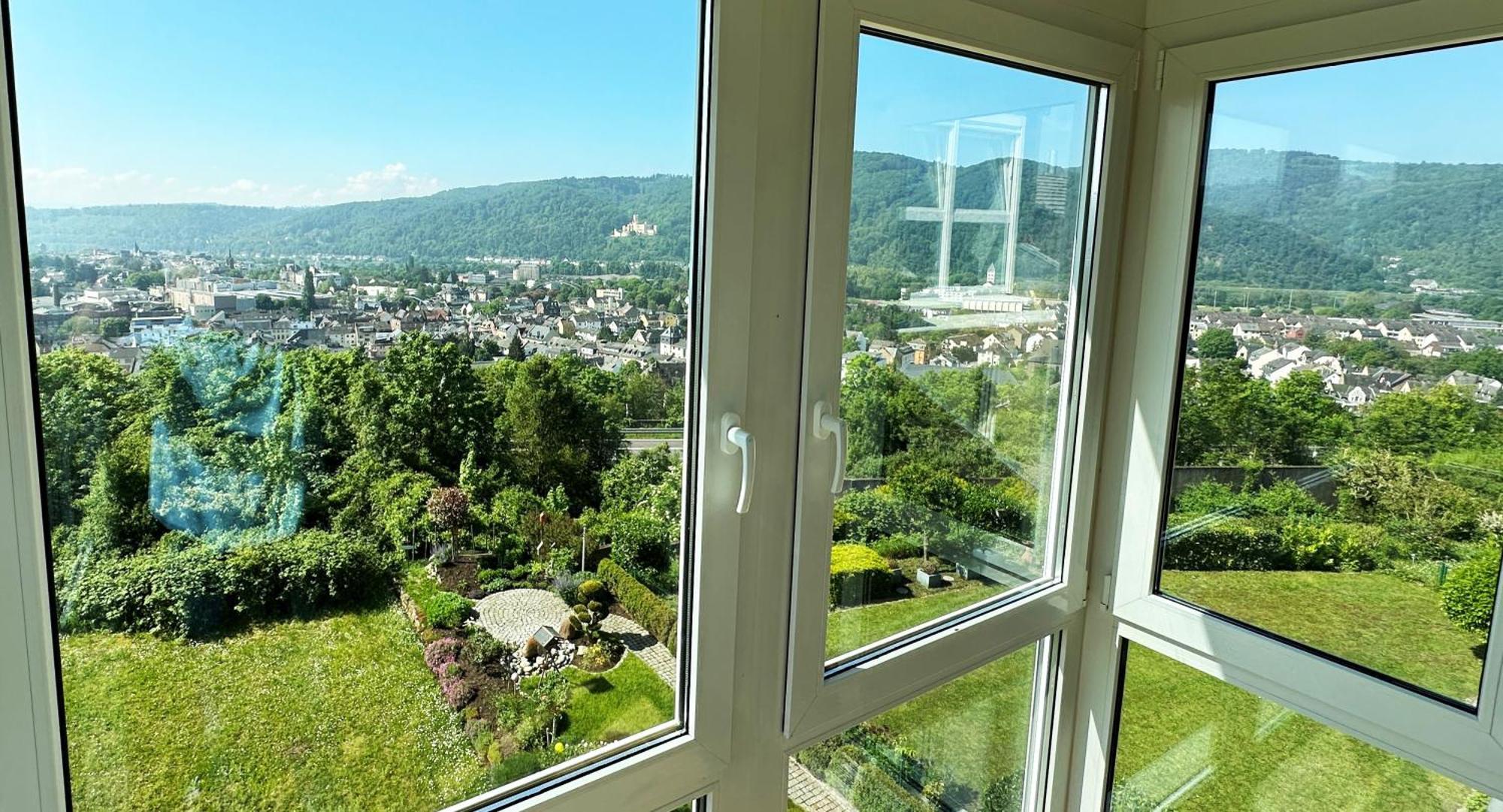 Ferienwohnung Rhein-Panorama Lahnstein Luaran gambar